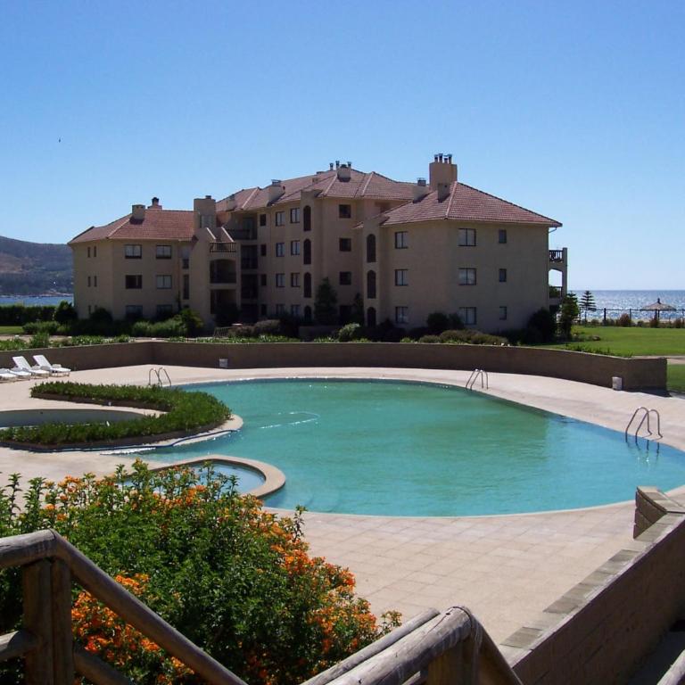 Departamento en Punta Puyai, frente al mar - Two-Bedroom Apartment - 15