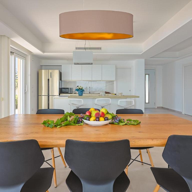 Villa Dedalo, Direct Sea Access - Villa - 21