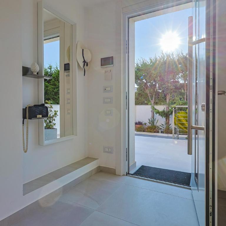 Villa Dedalo, Direct Sea Access - Villa - 35