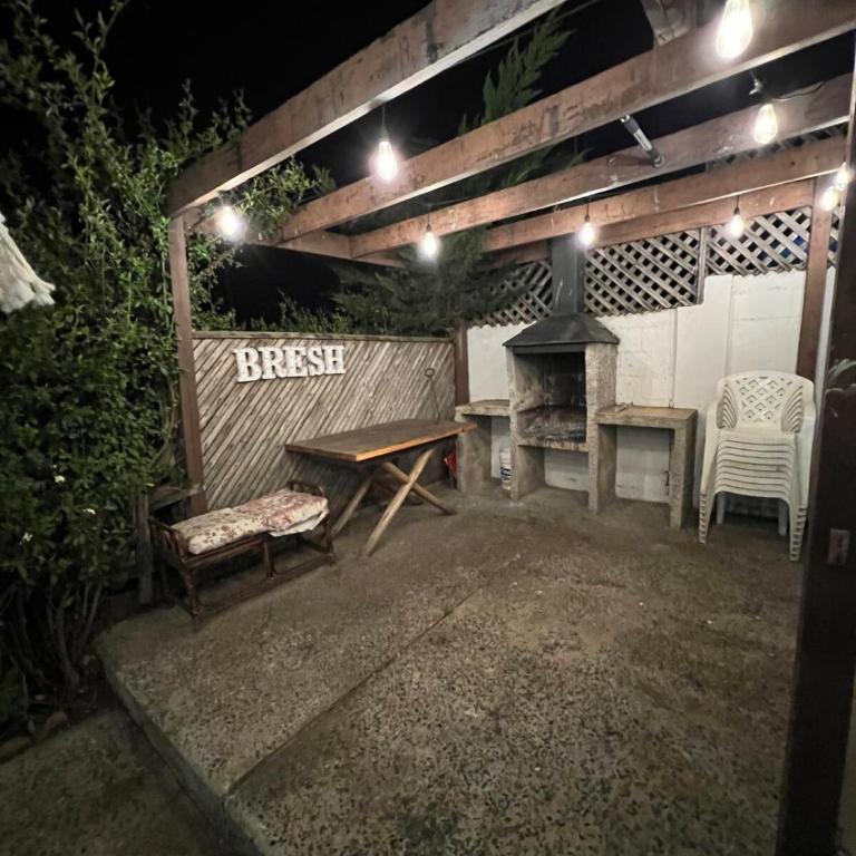 Acogedora casa con hermosa vista en sector muy tranquilo - Four-Bedroom Deluxe Home - Oceanfront - 21