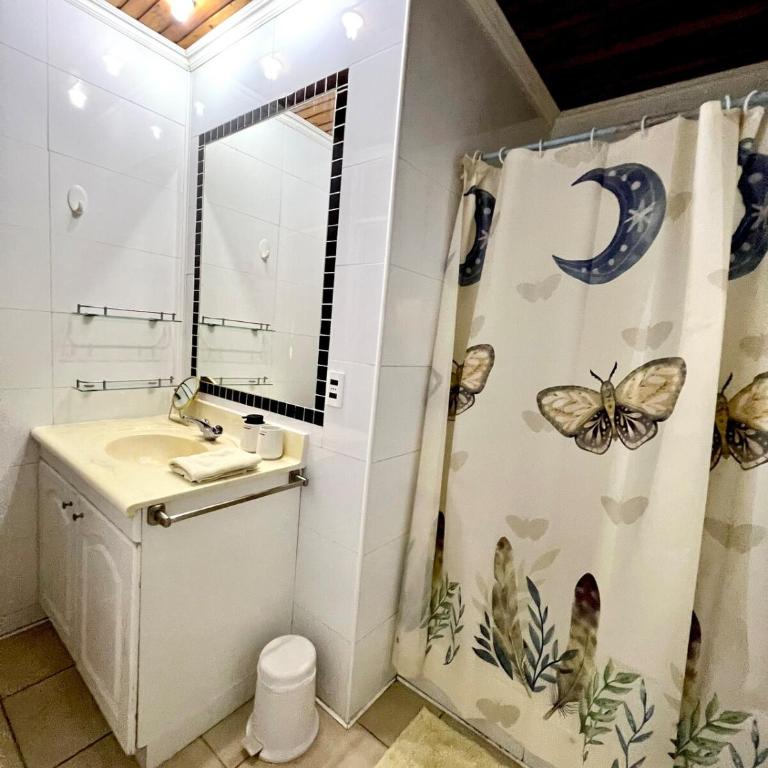 Acogedora casa con hermosa vista en sector muy tranquilo - Four-Bedroom Deluxe Home - Oceanfront - 27