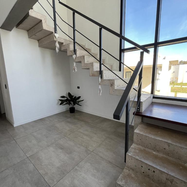 Casa Romi - Casa para 6 PAX con pileta en Arenas Chico, Mar del Plata - Hola Sur - Casa de 3 dormitorios - 6