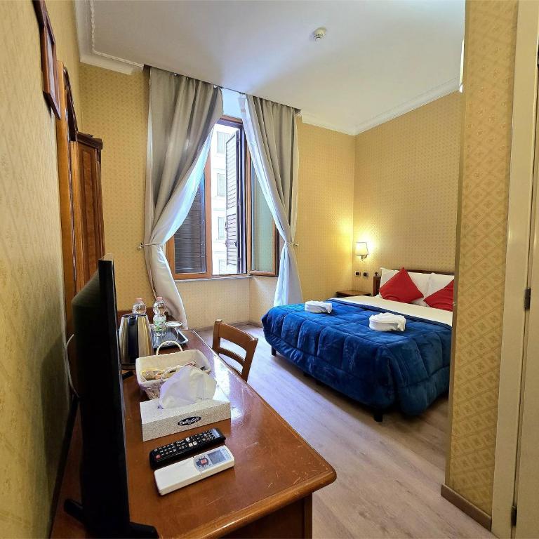Hotel Amadeus - Camera Matrimoniale con Bagno Privato - 10