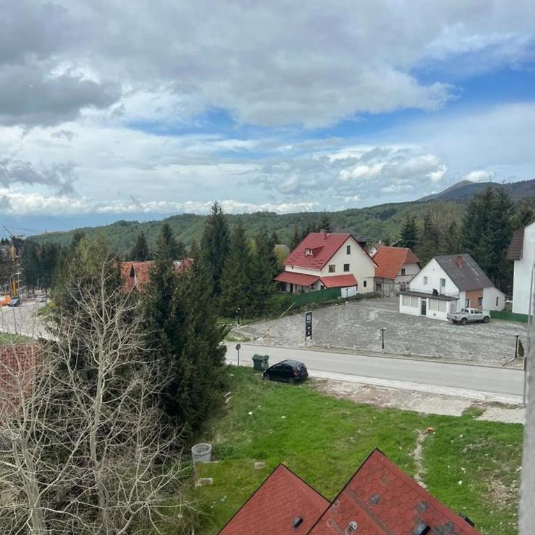 Kopaonik Najpovoljniji Apartmani - Studio - 3