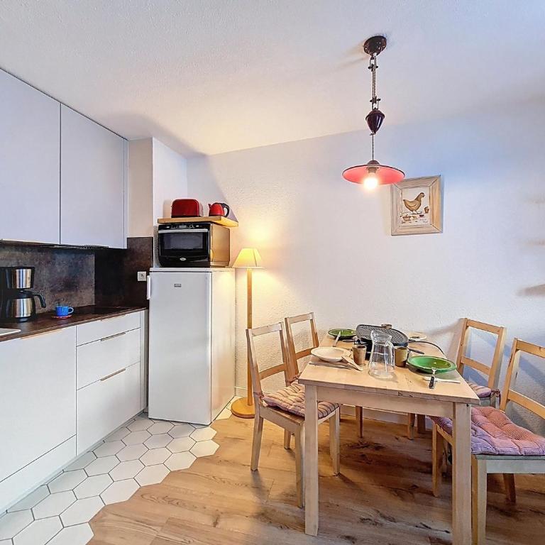 Appartement lumineux 2 pièces - Accès direct pistes, 5 pers, balcon - FR-1-344-1128 - Appartamento - 2