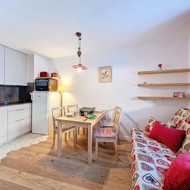 Appartement lumineux 2 pièces - Accès direct pistes, 5 pers, balcon - FR-1-344-1128 - Appartamento - 4