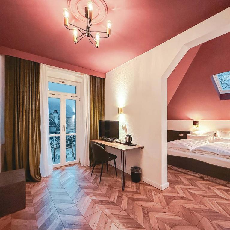 Villa Dora Petit Hôtel - Junior Suite mit Balkon - 3