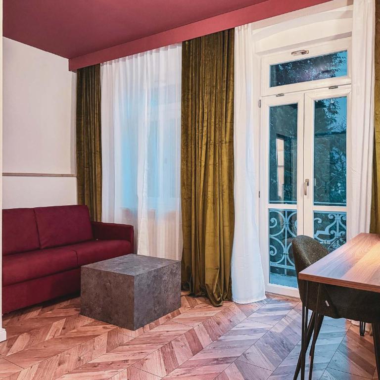 Villa Dora Petit Hôtel - Junior Suite mit Balkon - 7