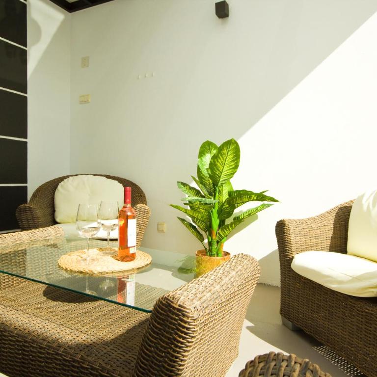 Casa Victoria - By AZ Rentals - Three-Bedroom Villa - 7