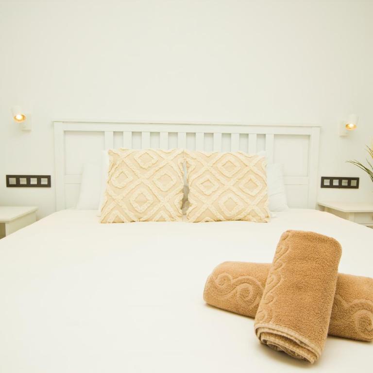 Casa Victoria - By AZ Rentals - Three-Bedroom Villa - 39