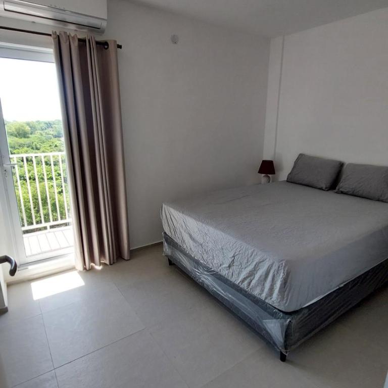 Departamento Amoblado de 2 dormitorios Zona Aeropuerto - Family Two-Bedroom Apartment with View - 7