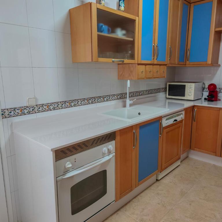 TrendyHomes Buenavista Paseo Marítimo II - Two-Bedroom Apartment - 25