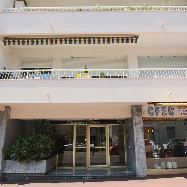 Spacieux T3 avec Terrasse Cannes Centre à Deux Pas de la Croisette - Appartement - 22