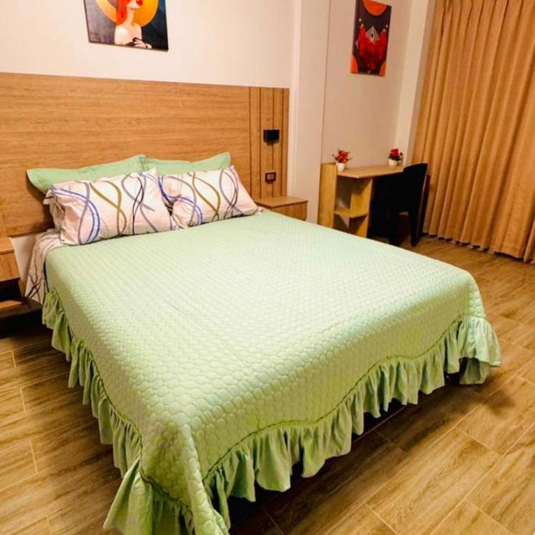 moderno departamento en estreno con cochera - Three-Bedroom Premium Apartment - 5