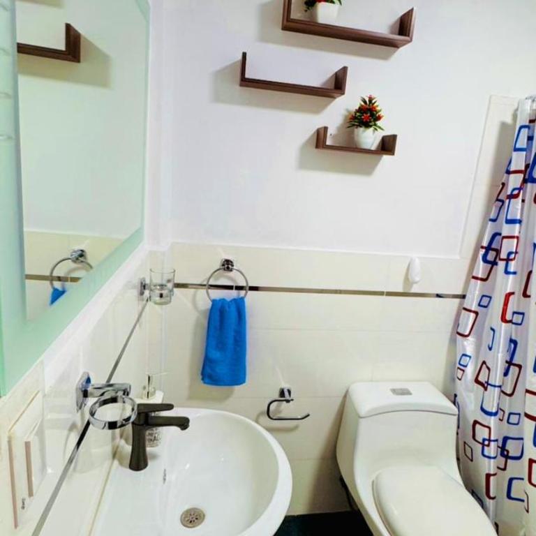 moderno departamento en estreno con cochera - Three-Bedroom Premium Apartment - 24