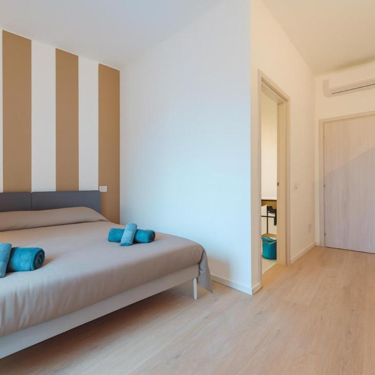 Raffinata Stanza 5 con bagno privato zona Stazione - Camera Matrimoniale Deluxe - 2