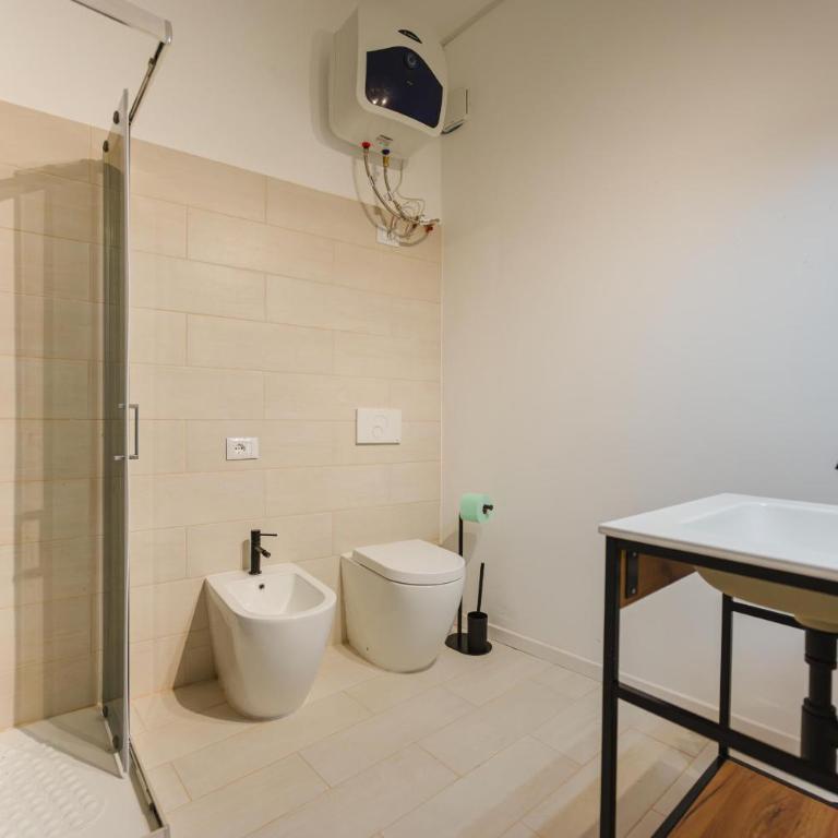 Raffinata Stanza 5 con bagno privato zona Stazione - Camera Matrimoniale Deluxe - 17