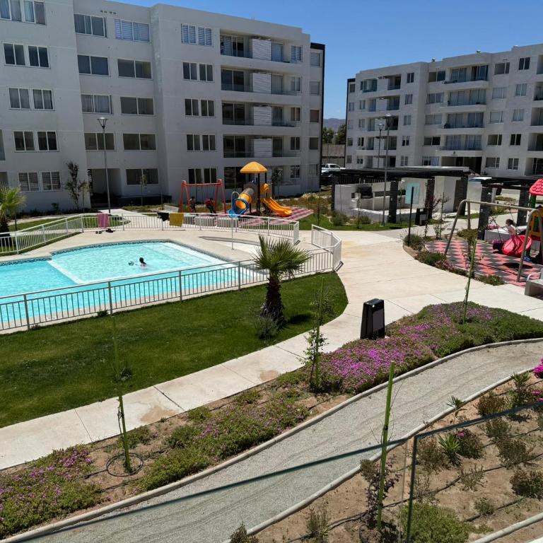 Jardines del Pacífico IV - Three-Bedroom Apartment - 33