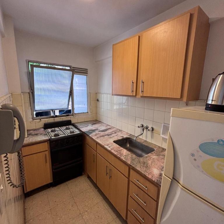DEPARTAMENTO a 2 CUADRAS DE GUEMES Y DEL MAR - Apartamento de 1 dormitorio - 2