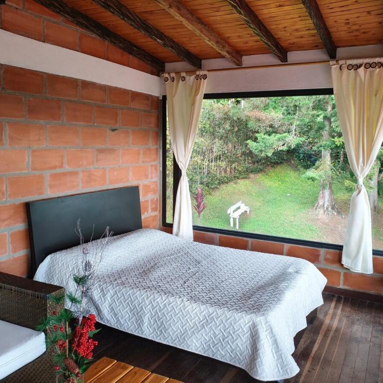 Desconéctate! Casa de campo con vista sensacional !!! - Villa de 3 dormitorios - 4