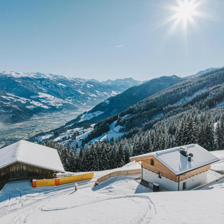 Moidi's Chalet Spieljoch - Holiday Home with bathroom - 36