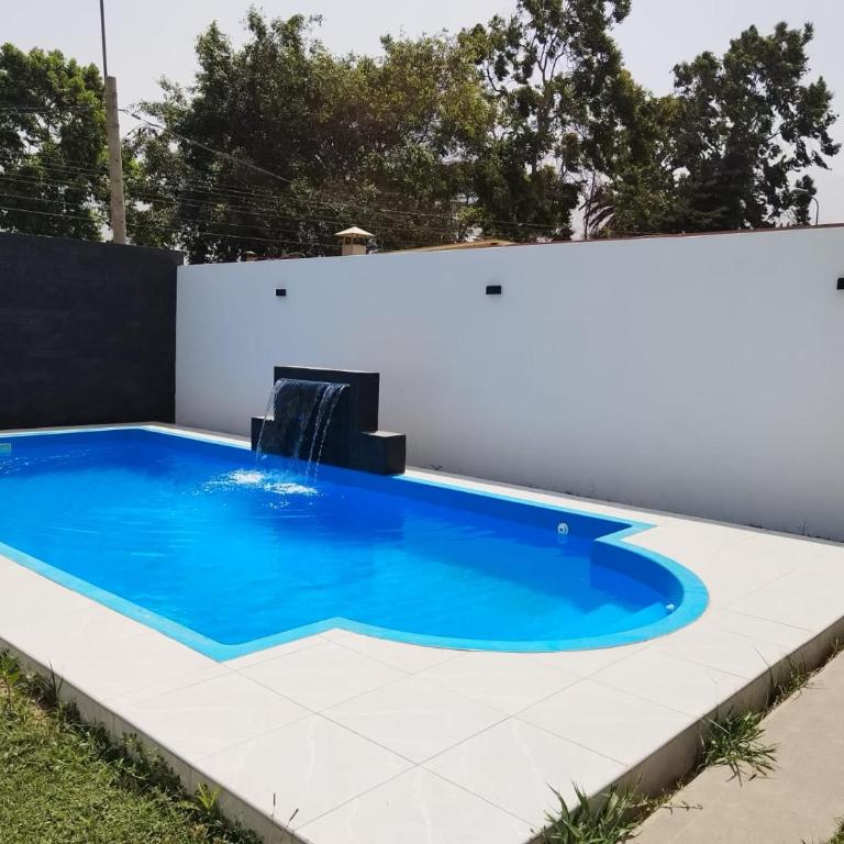 Casa con piscina - Casa de 4 dormitorios - 5
