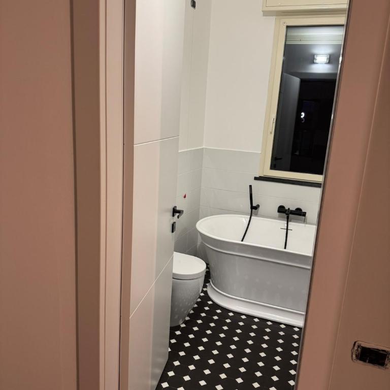 Lanternalba appartamento con vista sul porto antico - Two-Bedroom Apartment - 43