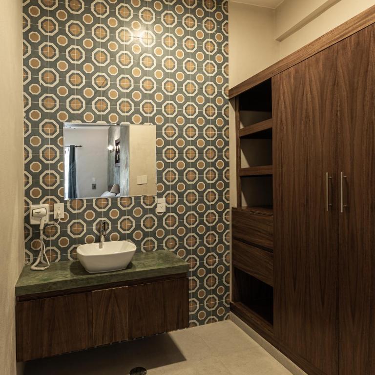 Hotel Bernardino - Habitación Cuádruple Confort - 4