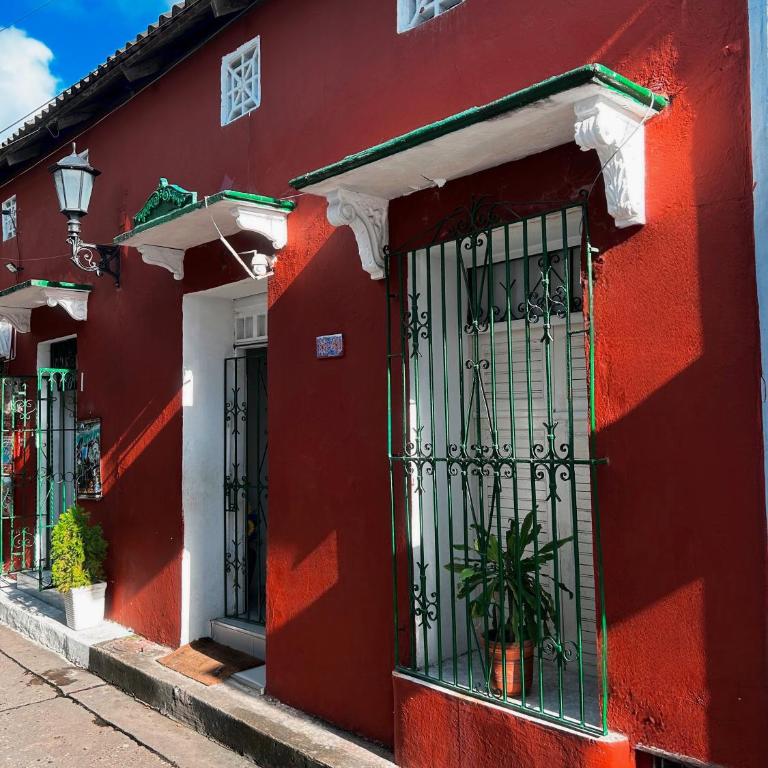 Beautiful 2 bedroom with jacuzzi Guest friendly - Casa de 2 dormitorios - 2