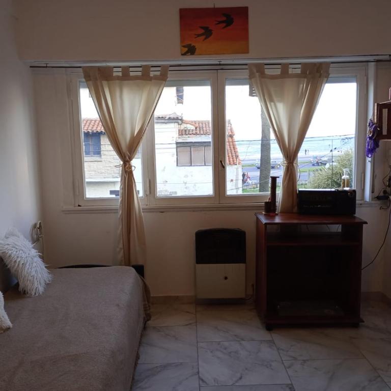 Departamento frente al mar- La Perla - One-Bedroom Apartment - 2