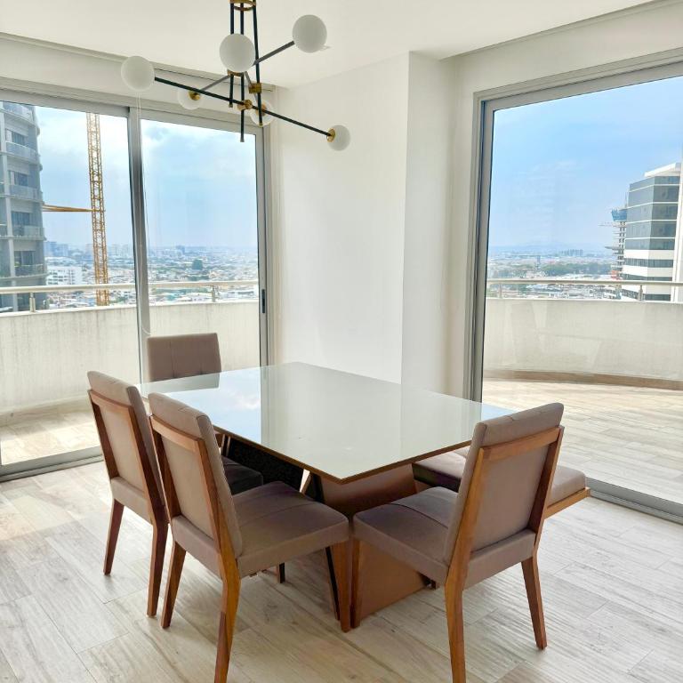 Loft Moderno en Puerto Santa Ana - Two-Bedroom Apartment - 3