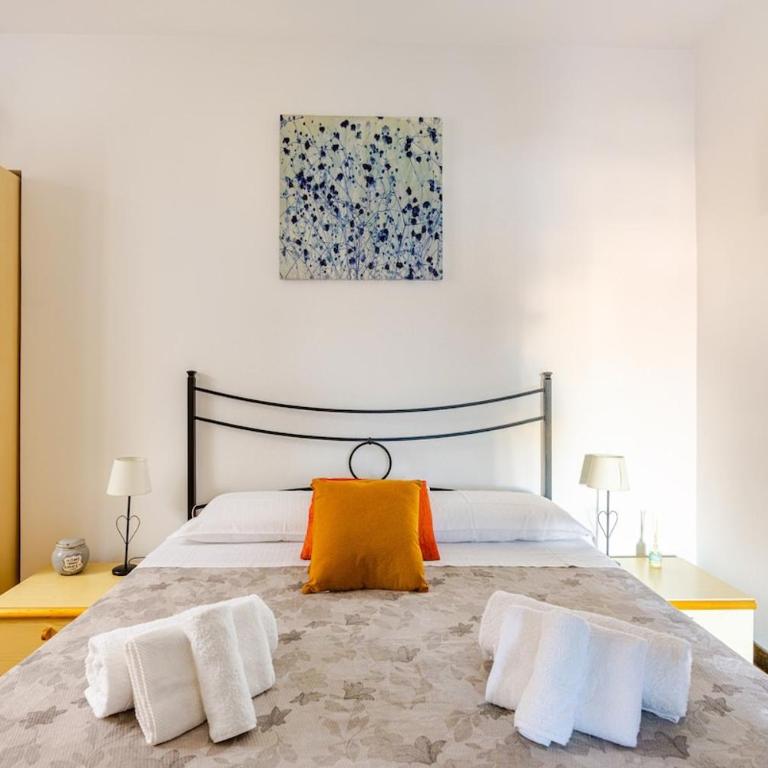 Bilocale fronte Teatro Romano, 8' Arena, 4' Casa di Giulietta - Appartamento con 1 Camera da Letto - 9
