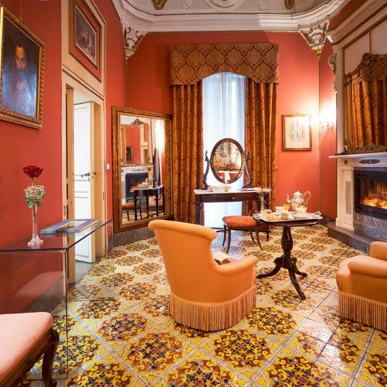 Palazzo Arone dei Baroni di Valentino - Suite Deluxe - 9