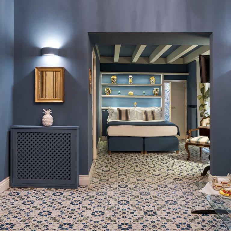 Palazzo Arone dei Baroni di Valentino - Suite - 1