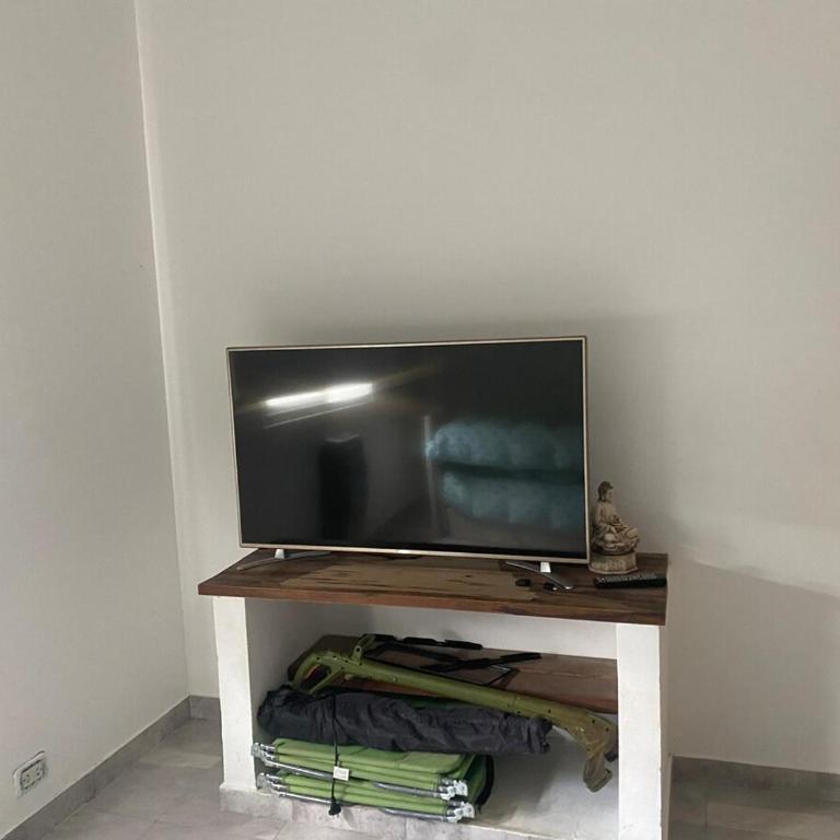 Casa en barrio privado con pileta - Casa de 3 dormitorios - 9