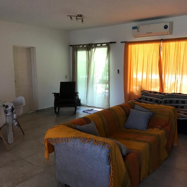 Casa en barrio privado con pileta - Casa de 3 dormitorios - 20