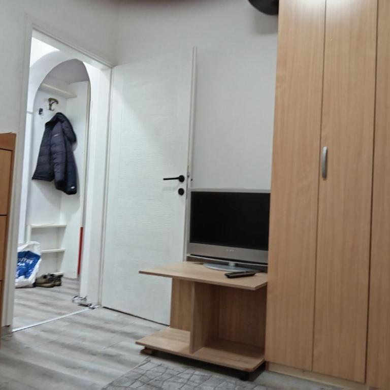 Apartman Jovanović - One-Bedroom Apartment - 10