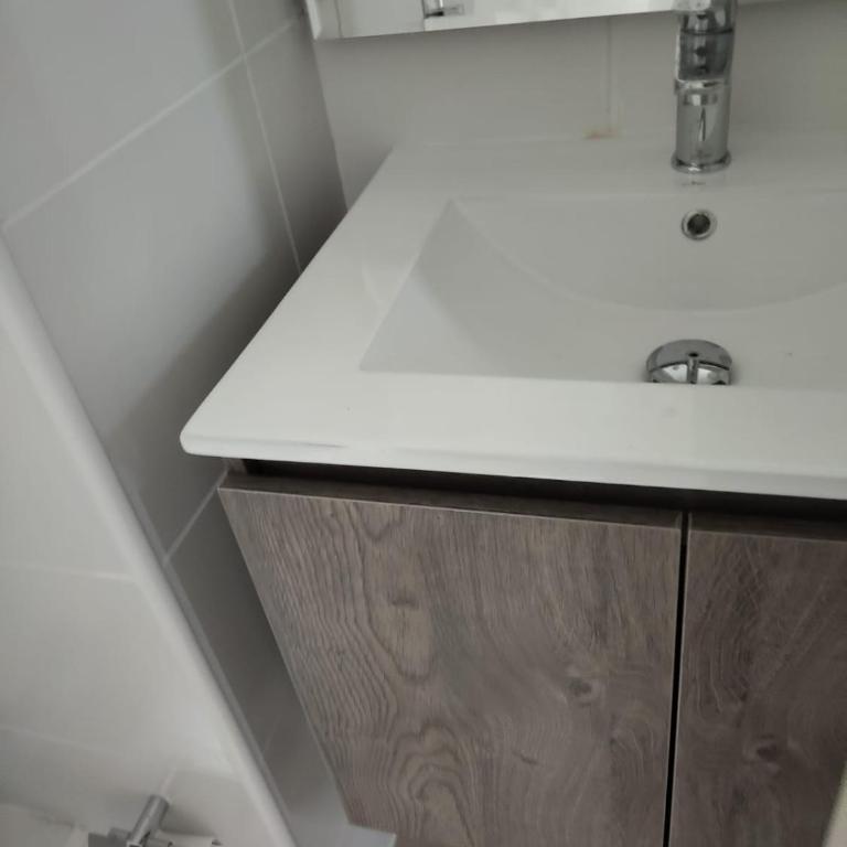 Arrendamiento a pasos del Faro - Two-Bedroom Apartment - 7