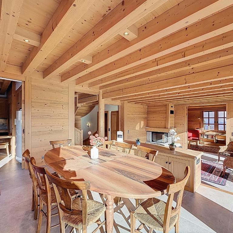 Chalet spacieux 5 chambres proche ski bus, vue Mont-Blanc - Chalet 3 Chambres - 11