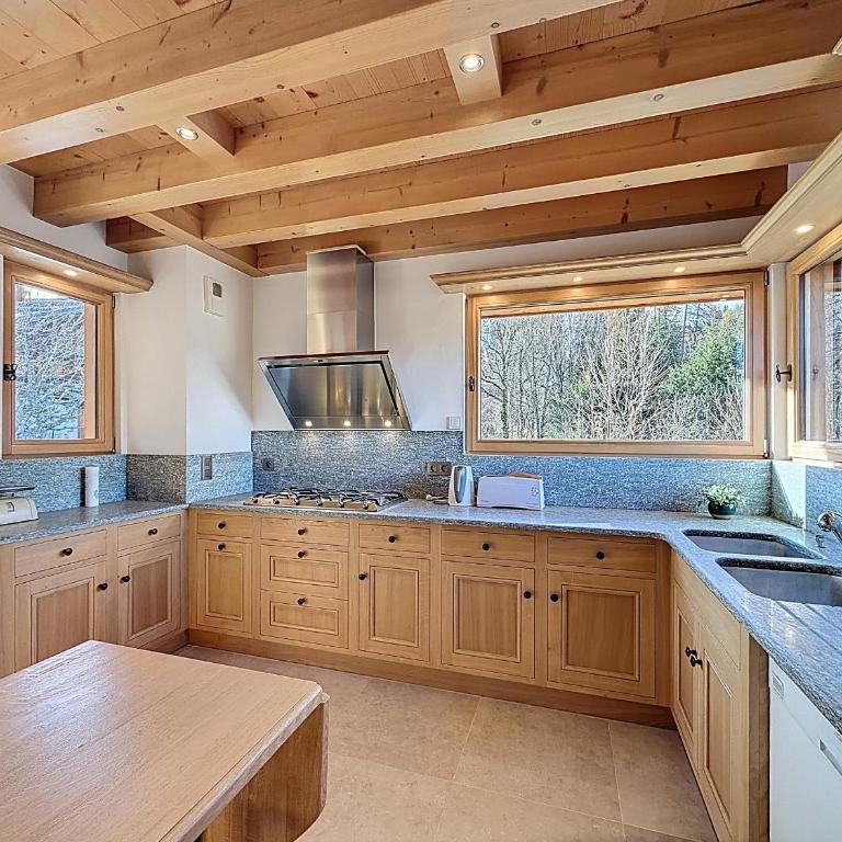 Chalet spacieux 5 chambres proche ski bus, vue Mont-Blanc - Chalet 3 Chambres - 14