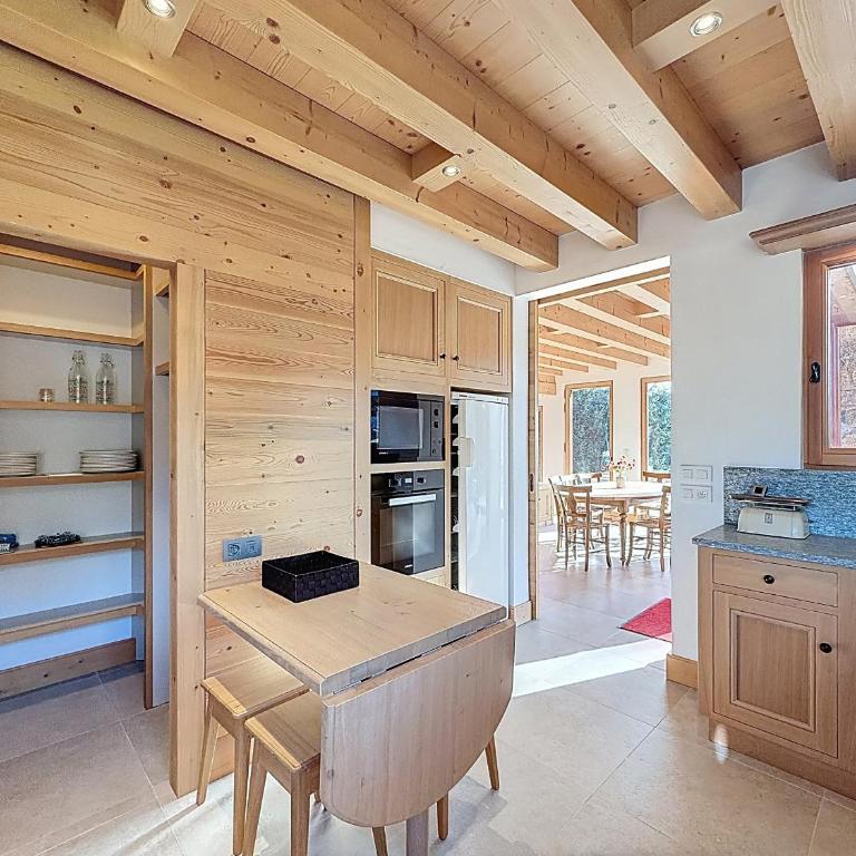 Chalet spacieux 5 chambres proche ski bus, vue Mont-Blanc - Chalet 3 Chambres - 15