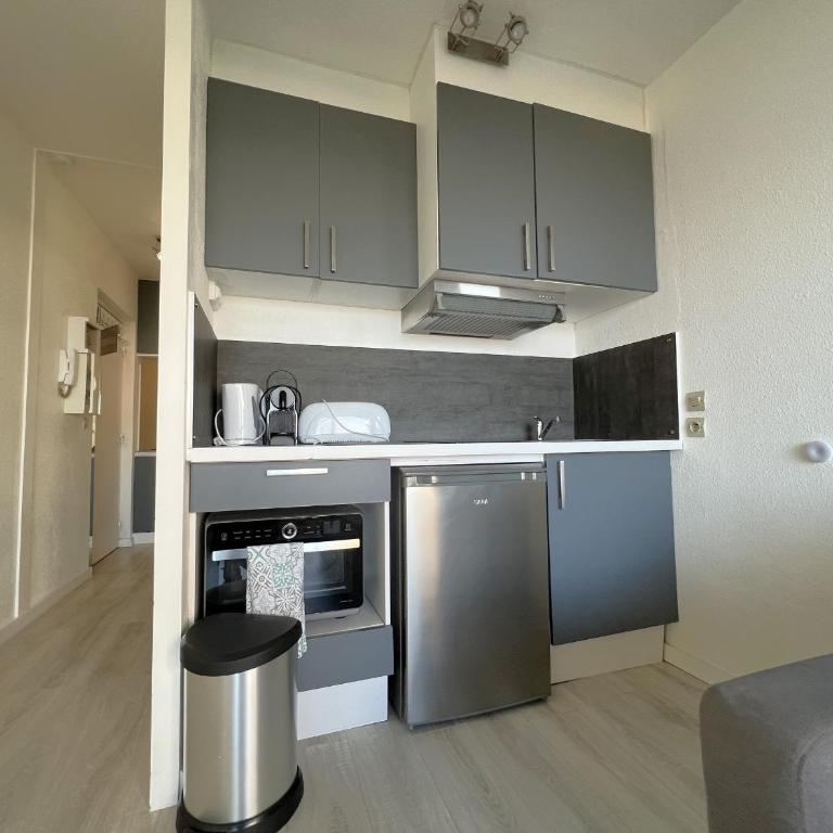 Studio en bord de mer avec accès direct à la plage et parking sécurisé - FR-1-474-288 - Apartment - 4
