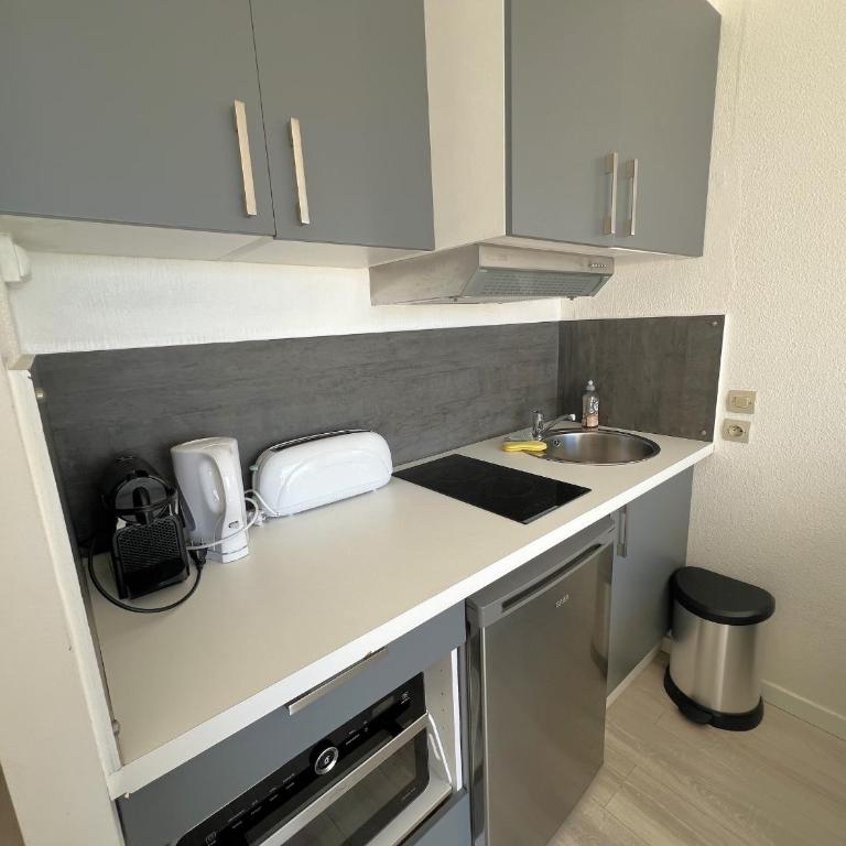 Studio en bord de mer avec accès direct à la plage et parking sécurisé - FR-1-474-288 - Apartment - 8