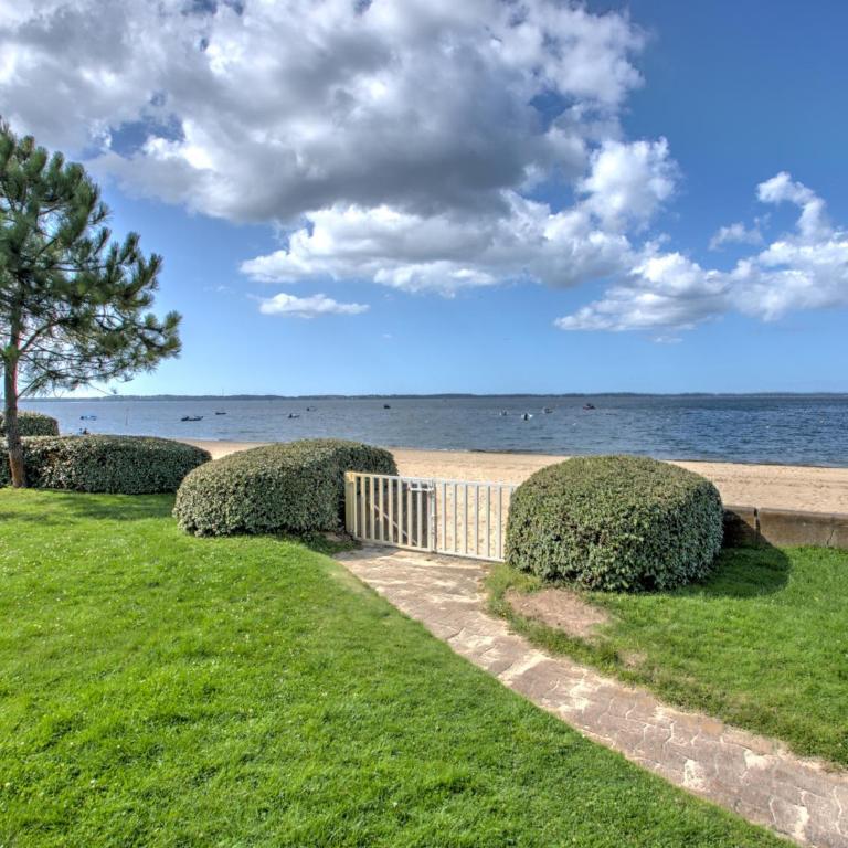 Studio en bord de mer avec accès direct à la plage et parking sécurisé - FR-1-474-288 - Apartment - 12