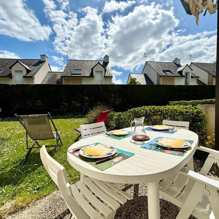 Carnac T2 en RDC avec Terrasse pour 4, Animaux admis - FR-1-377-106 - Appartement - 9