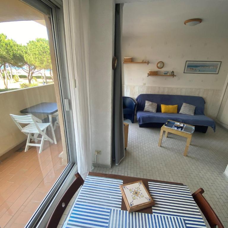 Studio Front de Mer avec Balcon et Parking Privé - FR-1-837-58 - Studio - 2