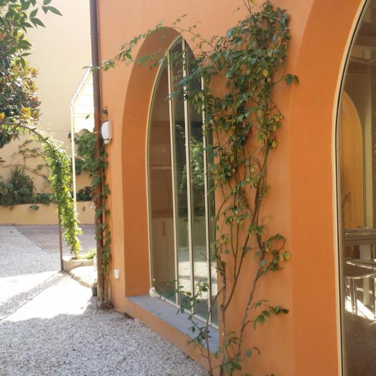 Relais Pacinotti Apartments - Studio with Garden View - 19