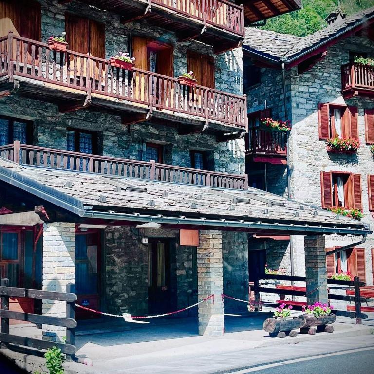 Monte Rosa Lys - Appartamento con 2 Camere da Letto - 10