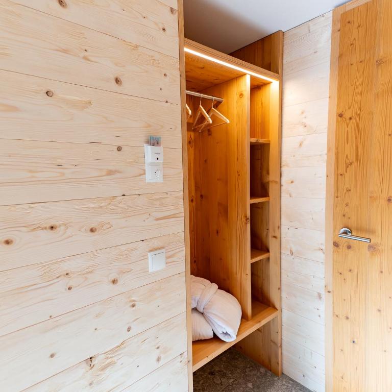 Berghotel Wald&Wiesn - Doppelzimmer mit Balkon - 8