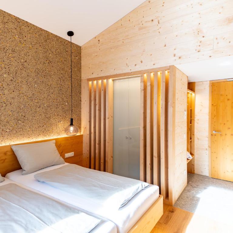 Berghotel Wald&Wiesn - Doppelzimmer mit Balkon - 15